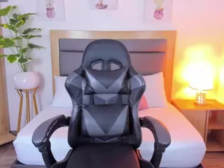 lilly-ass's Live Sex Cam Show