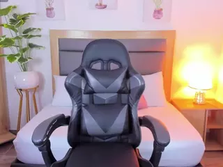 lilly-ass's Live Sex Cam Show