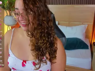 lilly-ass's Live Sex Cam Show