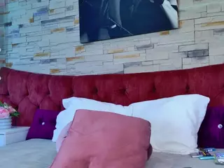 megan-wow's Live Sex Cam Show