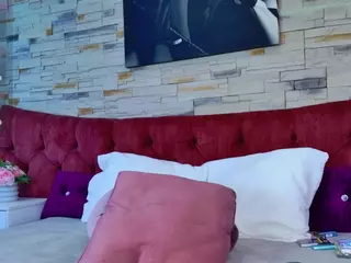 megan-wow's Live Sex Cam Show