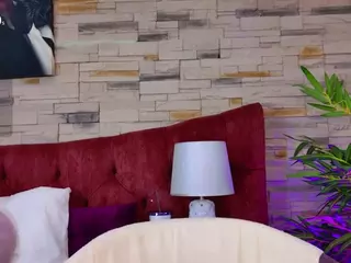 megan-wow's Live Sex Cam Show