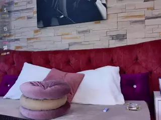 megan-wow's Live Sex Cam Show