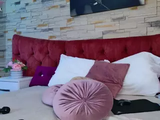 megan-wow's Live Sex Cam Show