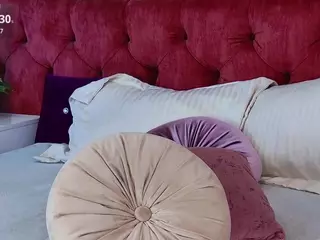 megan-wow's Live Sex Cam Show
