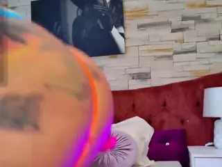 megan-wow's Live Sex Cam Show
