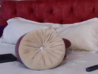 megan-wow's Live Sex Cam Show