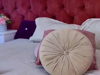 megan-wow's Live Sex Cam Show
