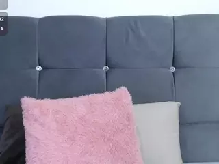 mia-makleynn's Live Sex Cam Show