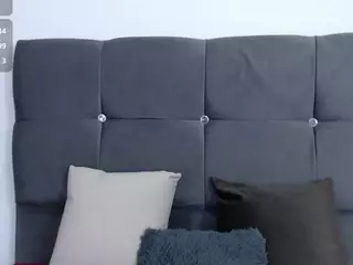 mia-makleynn's Live Sex Cam Show