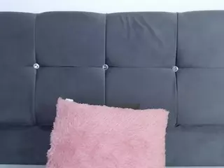 mia-makleynn's Live Sex Cam Show