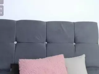 mia-makleynn's Live Sex Cam Show
