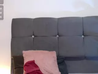 mia-makleynn's Live Sex Cam Show