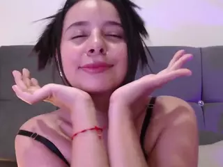 mia-makleynn's Live Sex Cam Show