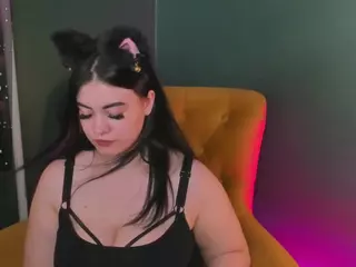 Tara-Alver's Live Sex Cam Show