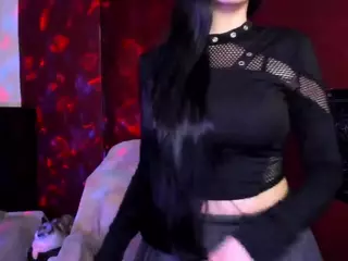 Eviee's Live Sex Cam Show