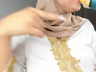 aysa-khalaff's Live Sex Cam Show
