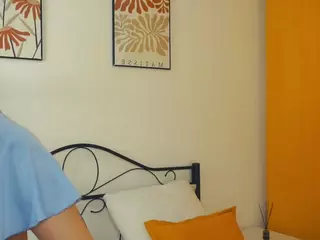 ErlineHackworth's Live Sex Cam Show