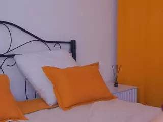 ErlineHackworth's Live Sex Cam Show