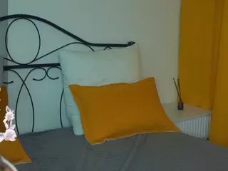 ErlineHackworth's Live Sex Cam Show