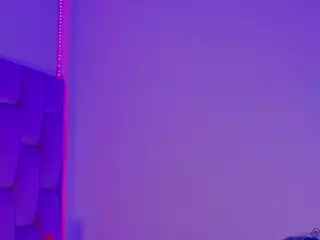 MADDYS-TONE's Live Sex Cam Show