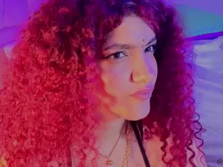 MADDYS-TONE's Live Sex Cam Show