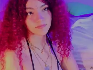 MADDYS-TONE's Live Sex Cam Show