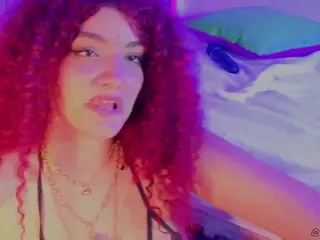 MADDYS-TONE's Live Sex Cam Show