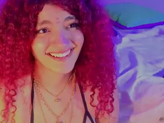 MADDYS-TONE's Live Sex Cam Show