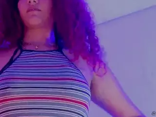 MADDYS-TONE's Live Sex Cam Show