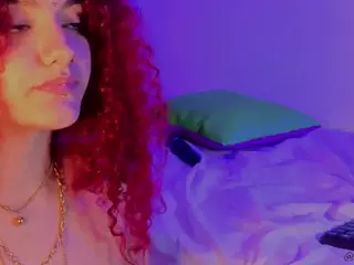 MADDYS-TONE's Live Sex Cam Show
