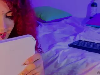 MADDYS-TONE's Live Sex Cam Show