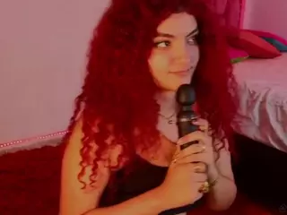 MADDYS-TONE's Live Sex Cam Show