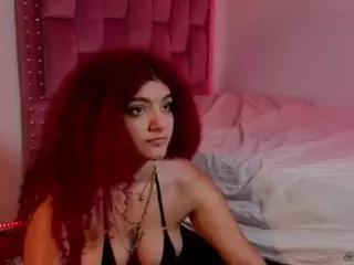 MADDYS-TONE's Live Sex Cam Show