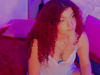 MADDYS-TONE's Live Sex Cam Show