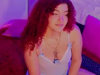 MADDYS-TONE's Live Sex Cam Show