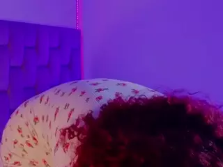MADDYS-TONE's Live Sex Cam Show