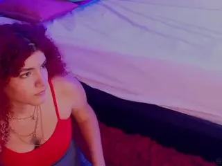 MADDYS-TONE's Live Sex Cam Show