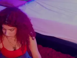 MADDYS-TONE's Live Sex Cam Show
