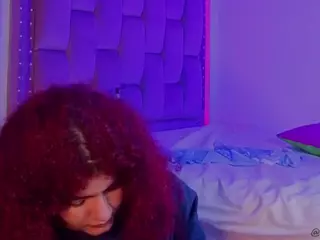 MADDYS-TONE's Live Sex Cam Show