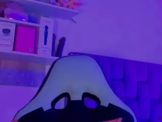 MADDYS-TONE's Live Sex Cam Show