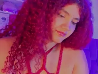 MADDYS-TONE's Live Sex Cam Show
