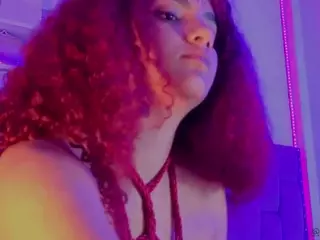 MADDYS-TONE's Live Sex Cam Show
