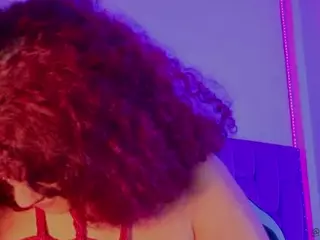 MADDYS-TONE's Live Sex Cam Show