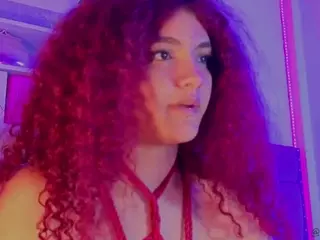 MADDYS-TONE's Live Sex Cam Show