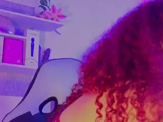 MADDYS-TONE's Live Sex Cam Show