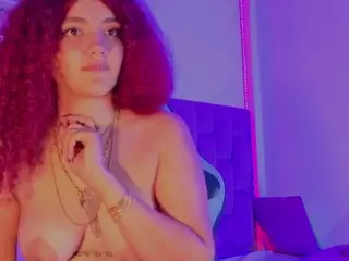 MADDYS-TONE's Live Sex Cam Show