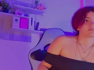 MADDYS-TONE's Live Sex Cam Show