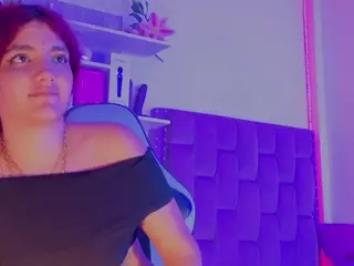 MADDYS-TONE's Live Sex Cam Show