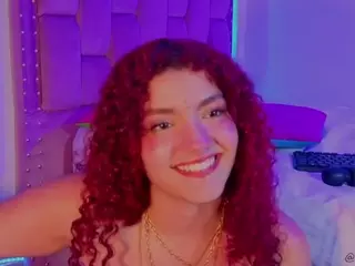 MADDYS-TONE's Live Sex Cam Show